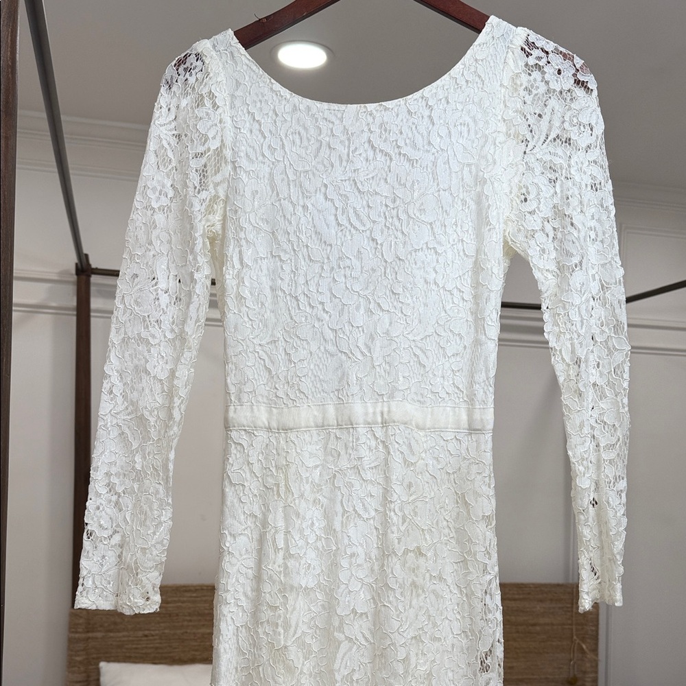 Reformation | Dresses | Reformation
Hestia Dress Ivory - Picture 3 of 4